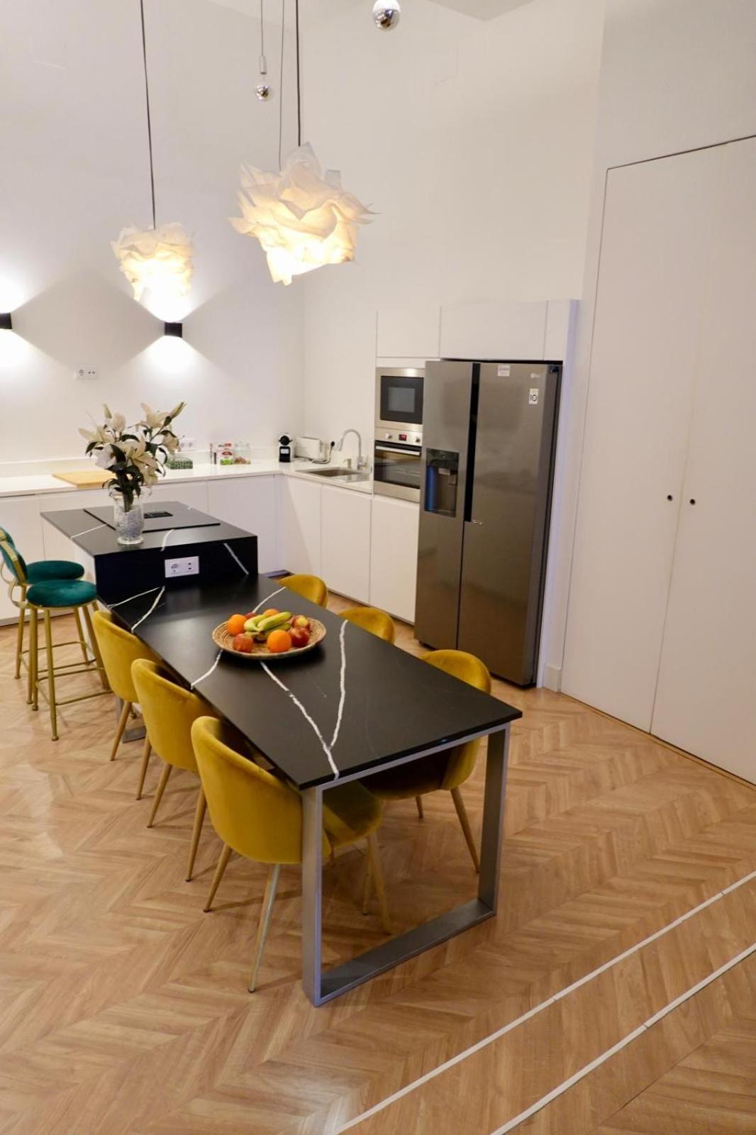 Peral Boutique Apartaments Sevilla Eksteriør billede