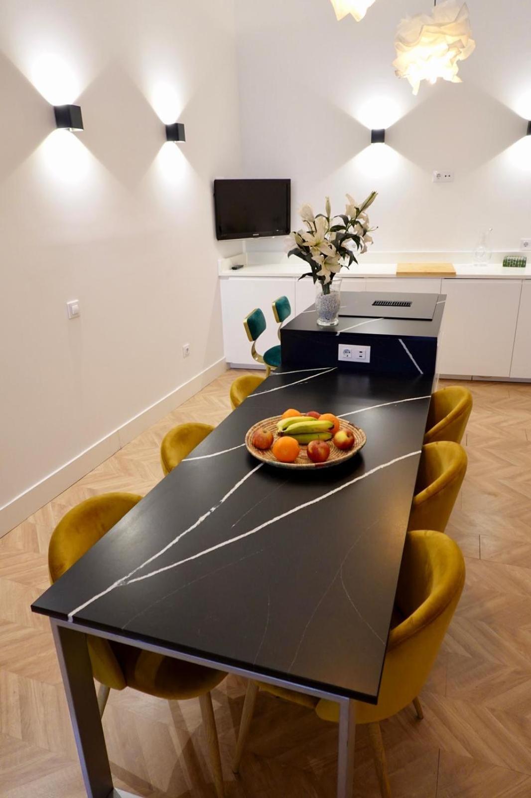 Peral Boutique Apartaments Sevilla Eksteriør billede