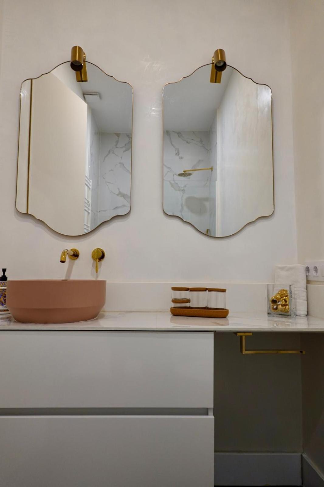 Peral Boutique Apartaments Sevilla Eksteriør billede